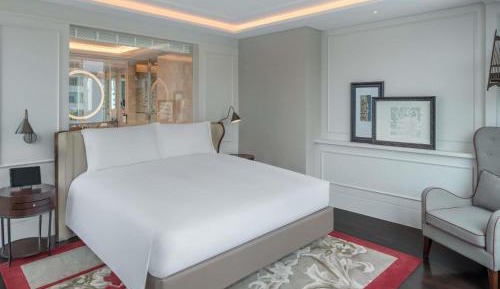 Junior Suite with King Bed - Club Millésime Access