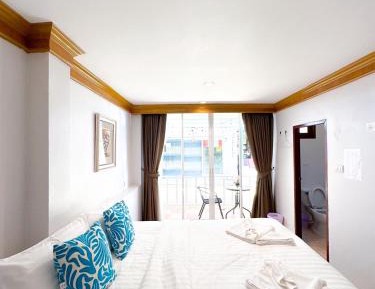 Deluxe Double Room with Balcony