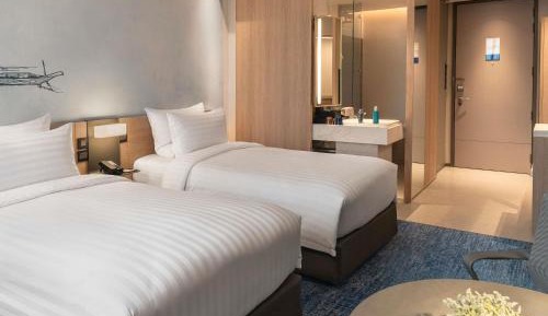 Deluxe Corner Twin Room