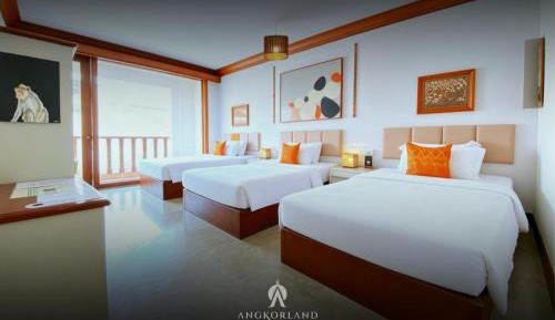 Deluxe Triple Room