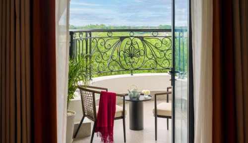 Avani Suite with Balcony