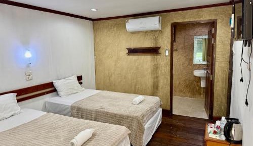Twin Room with Lake View