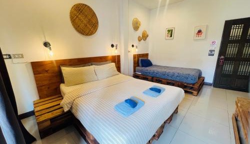 Triple Room with Private External Bathroom