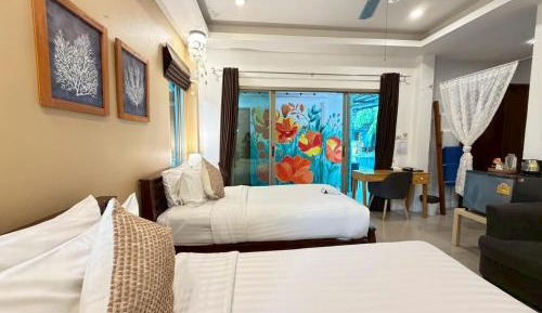 Deluxe Twin Room