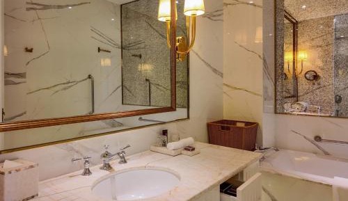 Family Twin Suite with Sea View
