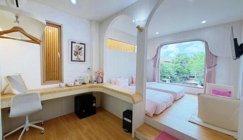 Superior Double or Twin Room with Garden View