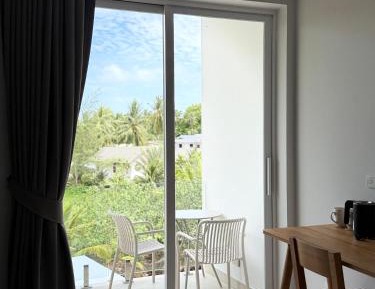 King Room with Garden View