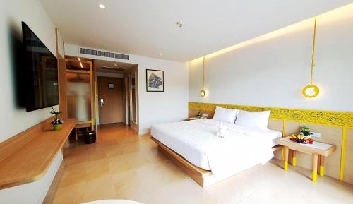 Superior King Room with Garden View