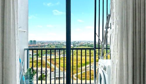 Two-Bedroom Apartment with Balcony