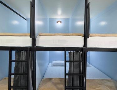 Bunk Bed in Mixed Dormitory Room