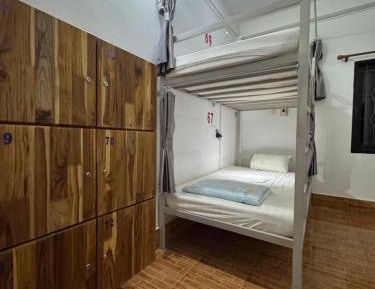 Bed in 6-Bed Mixed Dormitory Room