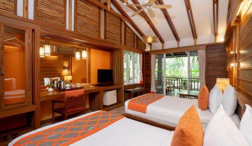 Deluxe Double or Twin Room