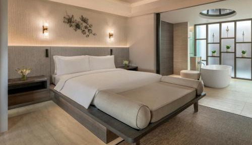 Select Terrace Suite King