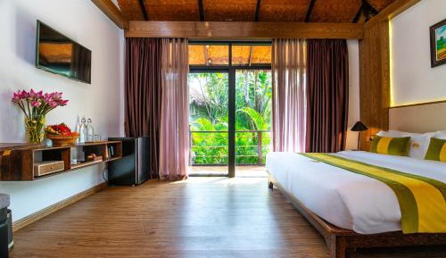 Bungalow Double Garden View - Free City Shuttle Service 