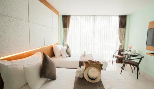 Superior Twin Room with City View