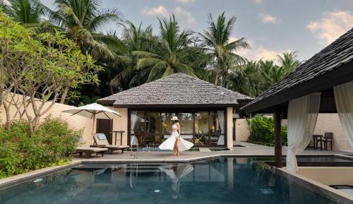 1 Bedroom Larger Villa, 1 King, Sofa bed, Pool cabana
