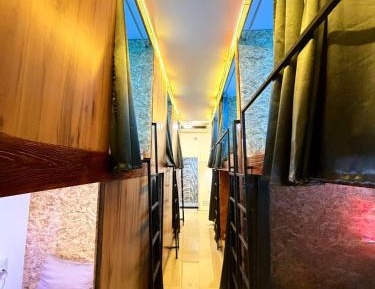 Bed in 10-Bed Mixed Dormitory Room