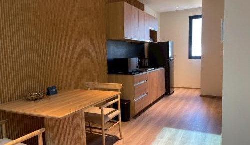 Superior King Suite