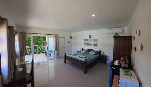 King Room with Garden View