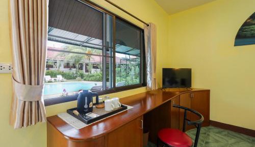 Deluxe Double or Twin Room