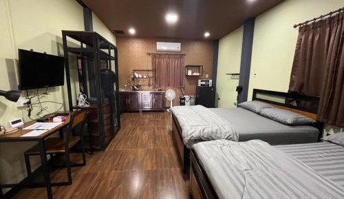 Deluxe Quadruple Room