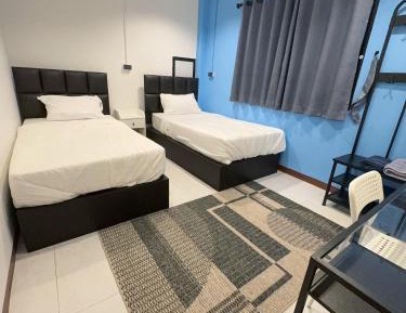 Standard Twin Room with Shared Bathroom