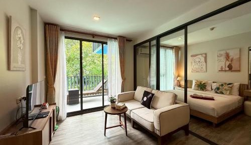 Studio with Pool View