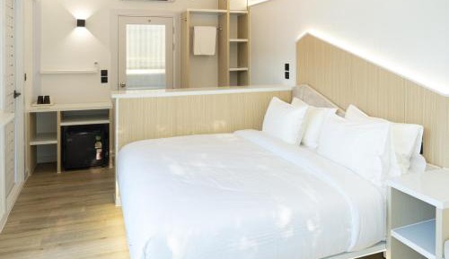 Standard King Room