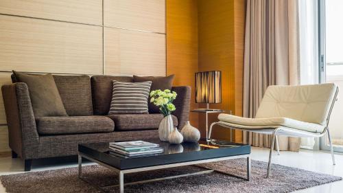 One Bedroom Suite With Twin  Bed