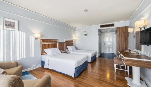 Super Deluxe Twin Room