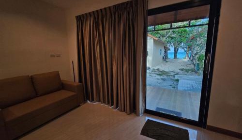 Deluxe Bungalow with Garden View