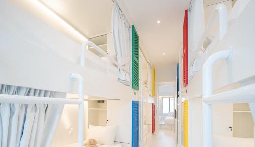 Bed in 8-Bed Mixed Dormitory Room