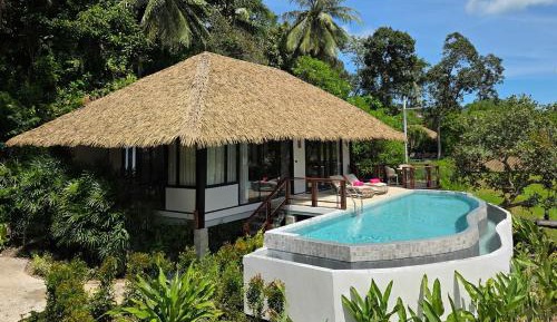 One Bedroom Beachfront Pool Villa
