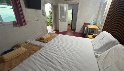 Double Room with Mountain View