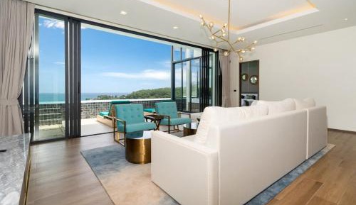 Villa with Sea View