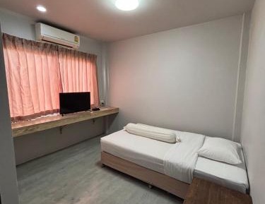Economy Single Room