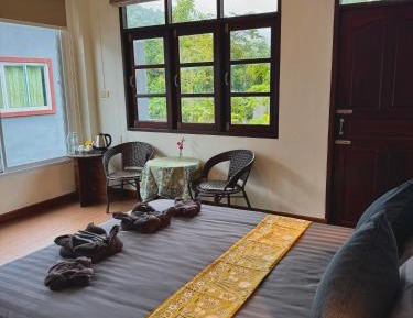 Queen Room with Balcony