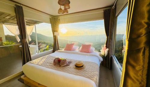 Junior Suite with Mountain View