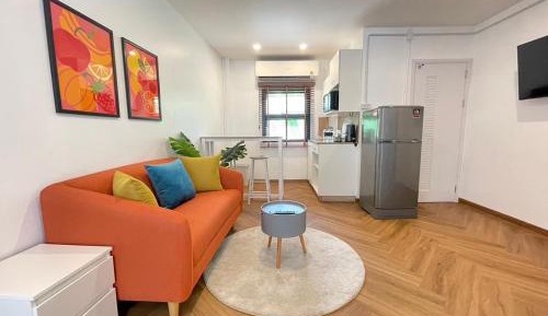 Twin Room with Private Bathroom