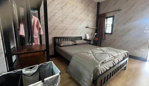 Deluxe Double Room (2 Adults + 1 Child)
