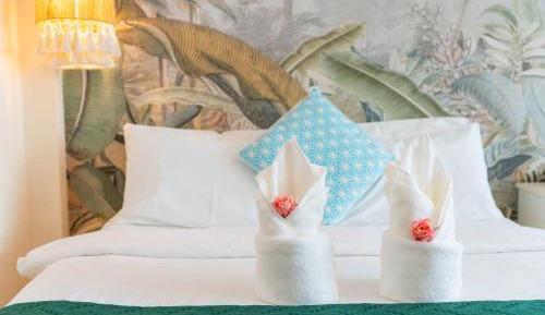 Deluxe Family Room