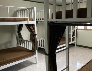 Bed in 6-Bed Mixed Dormitory Room