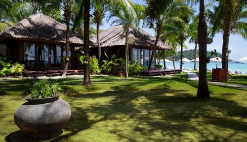 Balinese Luxury Beachfront Row 2