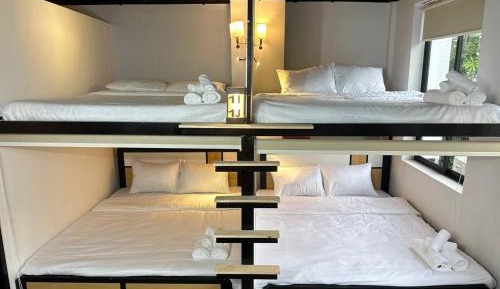 Mixed Dormitory Room