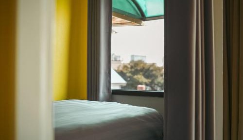 Mixed Dormitory Room