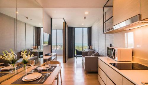 One Bedroom Suite with Ocean View