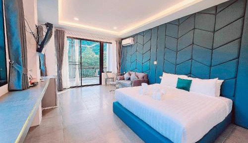 King Suite with Spa Bath