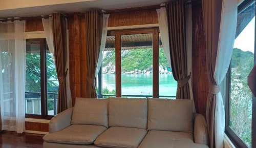 Two-Bedroom Suite with Sea View