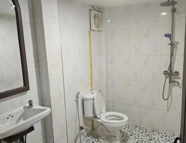 Twin Room with Shared Bathroom
