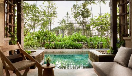 Premium King Room with Sea View and Pool Access